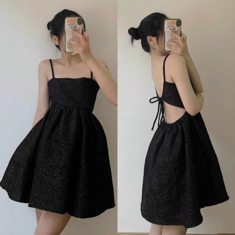 VÁY ĐẦM HAI DÂY BABYDOLL HỞ LƯNG VẢI GẤM NỔI HOA