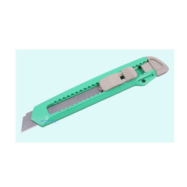 Dao rọc giấy học sinh