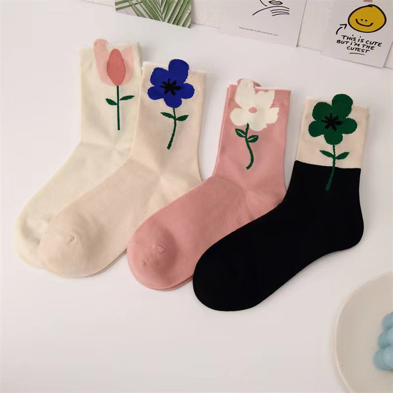 Vớ Lửng Họa Tiết Hoa Ba Chiều Phong Cách Nhật Bản Mới Dành Cho Nữ