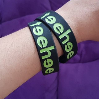Vòng tay cao su dạ quang TEEHEE glow in the dark