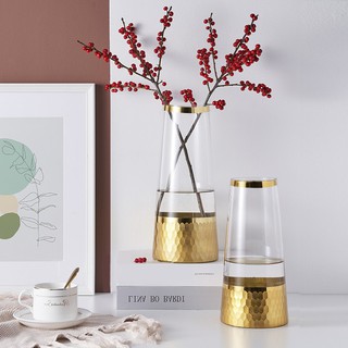 LỌ HOA THỦY TINH TAM GIÁC VIỀN ĐÁY GOLD