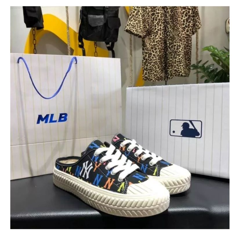 (Form to)GIÀY N.Y THÊU HÀNG ĐẸP