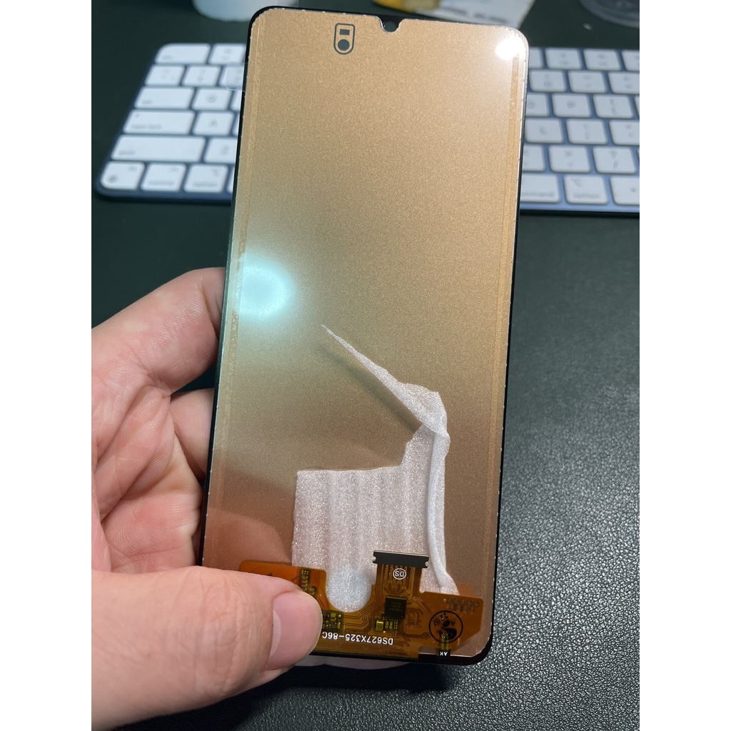 Màn Hình Samsung A32/M32 Tặng Kèm Bộ Sửa 8 Trong 1 Và Keo Dán Màn