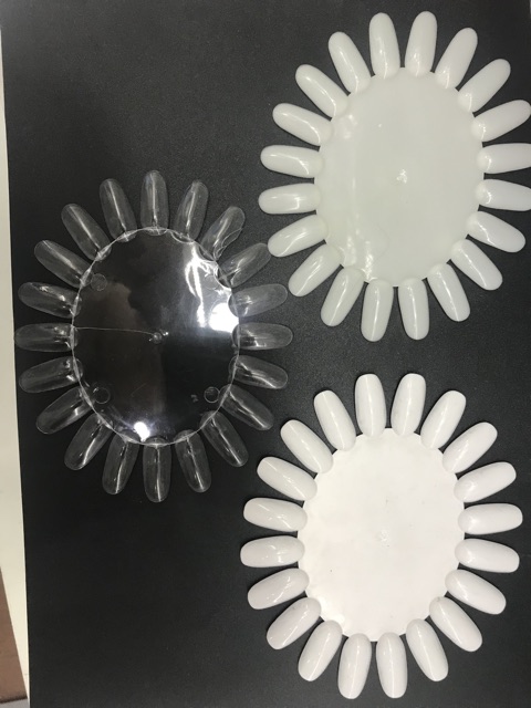 Móng đánh sơn, tập vẽ, làm mẫu móng