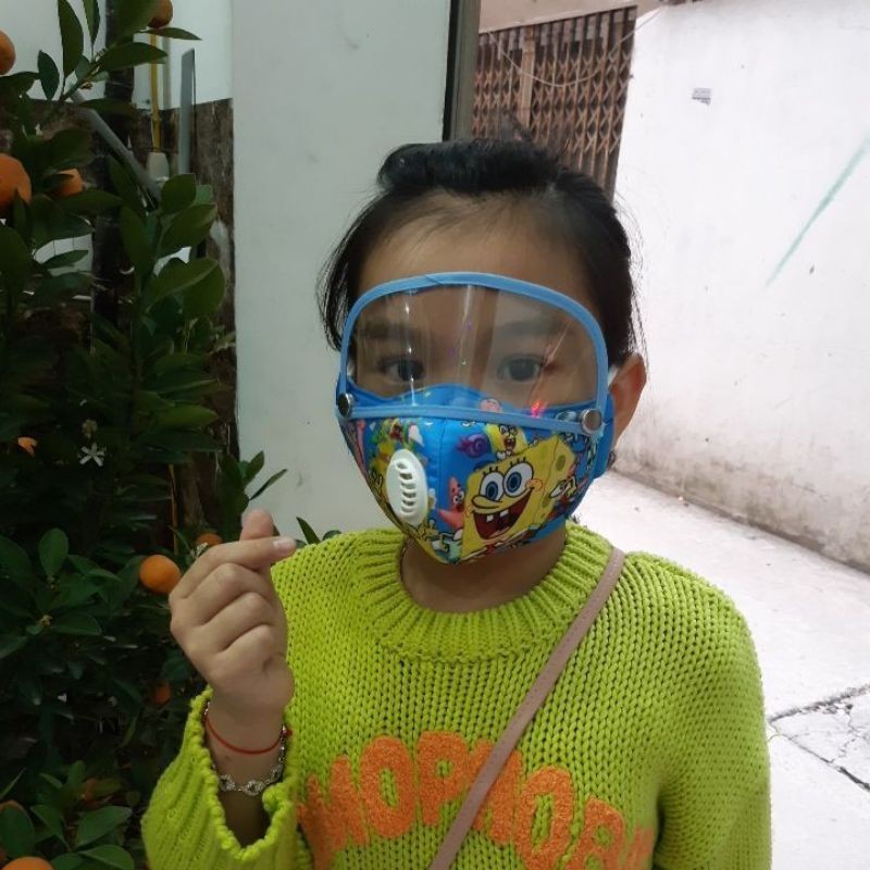 KHẨU TRANG TRẺ EM VẢI 5LOP KHÁNG KHUẨN KÈM KÍNH CHẮN TIA BỌT CÓ VAN THỞ CHUYÊN DÙNG | BigBuy360 - bigbuy360.vn