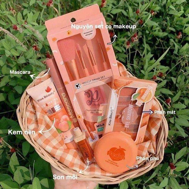 Set trang điểm 6 món