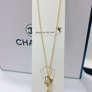Dây chuyền titan mặt hiệu mạ vàng ko đen