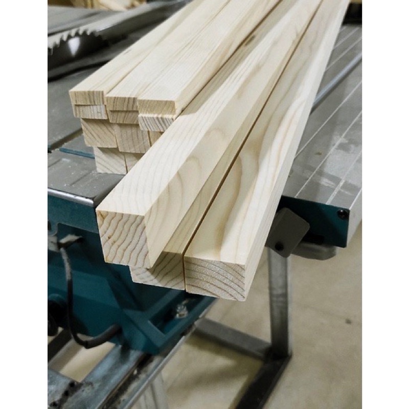 Thanh gỗ vuông 2x2 cm