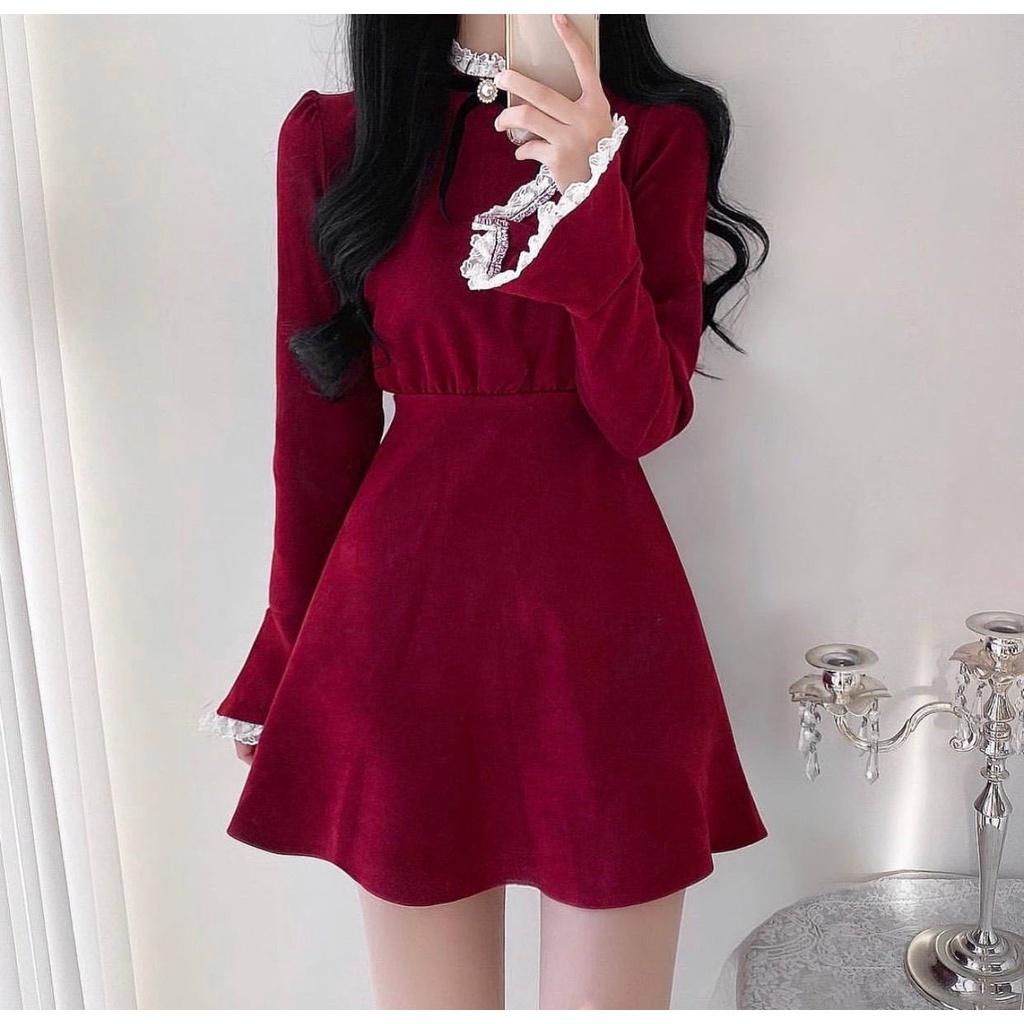 Đầm tết màu đỏ cổ phối ren tay xòe thắt eo chất nhung tăm đầm dự tiệc sang trọng