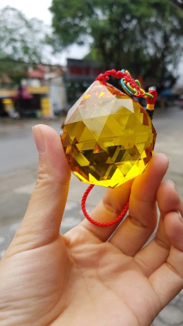QUẢ CẦU TREO PHONG THỦY PHA LÊ PHONG THỦY ĐA GIÁC VÀNG - CẦU PHONG THỦY 6CM CÓ DÂY TÂM KẾT