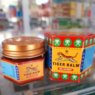 Dầu cù là con hổ đỏ TIGER BALM giảm đau chấn thương