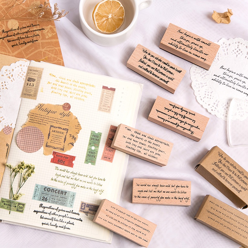 Con dấu gỗ mẫu văn bản và dòng chữ nghệ thuật dùng trang trí sổ làm thiệp bullet journal