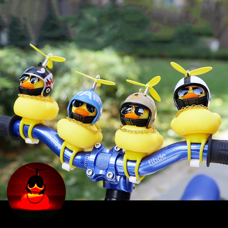 Đồ Chơi Hình Chú Vịt Đội Nón Bảo Hiểm Dễ Thương Cho Bé