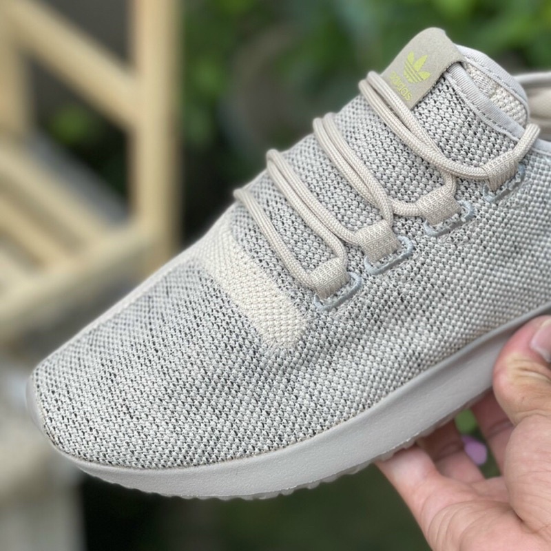 Giày Tubular Knit vàng cát
