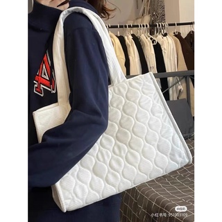 [𝐏𝐞𝐭𝐢𝐭𝐞𝐀𝐦𝐢𝐞.𝐁𝐚𝐠𝐬] Túi Tote Trắng Vải Nhung Kiểu Dáng Basic May Chần Bông