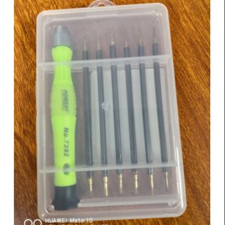 Bộ tovit 12 chi tiết Power 7392