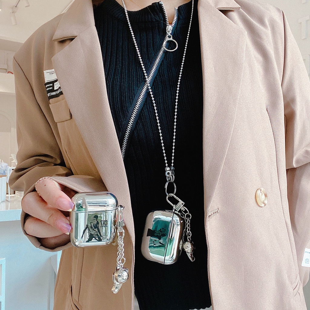 Vỏ Bảo Vệ Hộp Sạc Tai nghe không dây Airpods 1 / 2 / Pro Hình Giày Bóng Đá Cristiano Ronaldo / Ronaldo Có Dây Đeo Móc Khóa