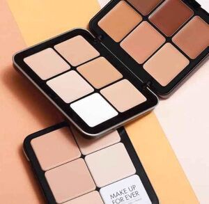 Bảng kem nền + khối MAKE UP FOR EVER Ultra HD Foundation Palette creme 12 Colors trang điểm chuyên nghiệp - chumia