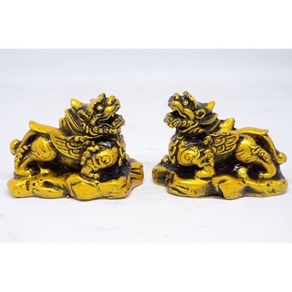 Cặp tượng Tỳ Hưu phong thủy mini bằng đá màu vàng cao 6cm