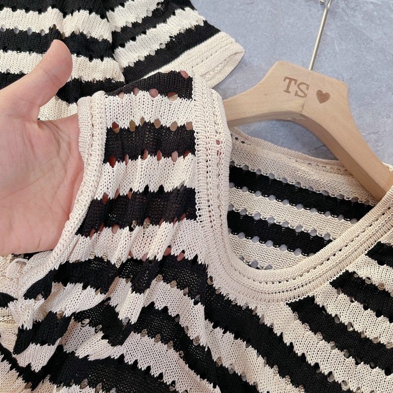 Áo len mongtoghi nữ cộc tay và sát nách kẻ ngang hàng QC