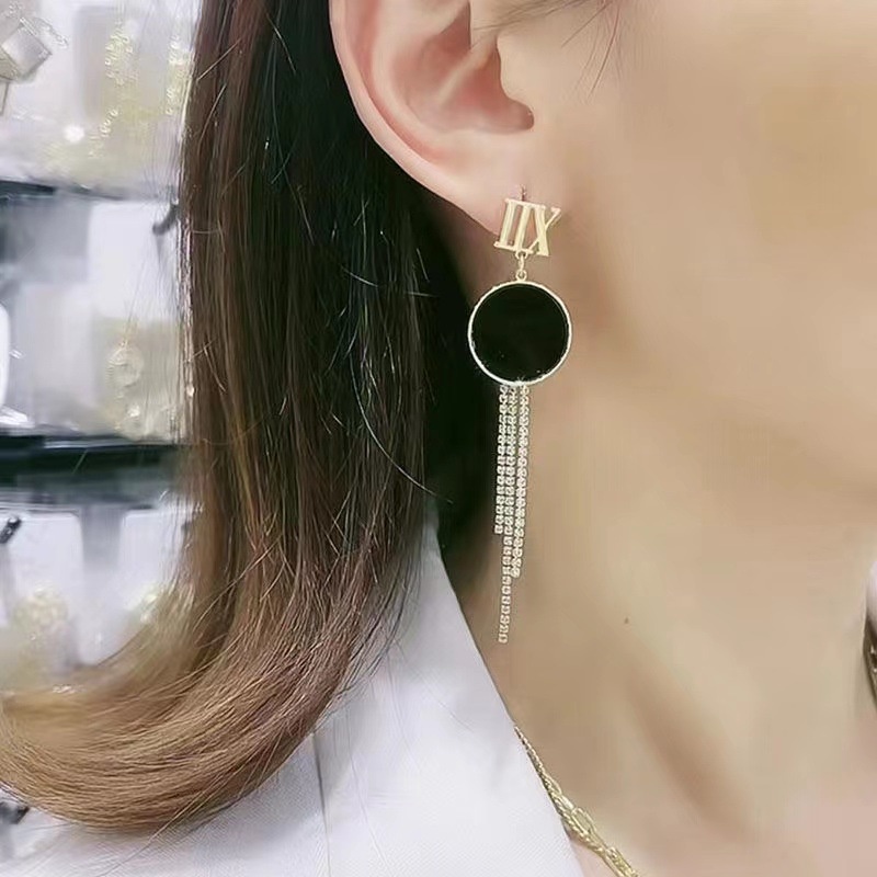 ❤zheting❤ Tai Ngôi Sao Năm Cánh Bất Đối Xứng Màu Đen Phong Cách Hàn Quốc Khí Chất niche