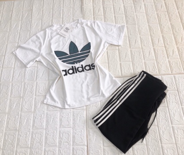 bộ thể thao in chữ d.a áo cộc quần dài phối sọc | BigBuy360 - bigbuy360.vn