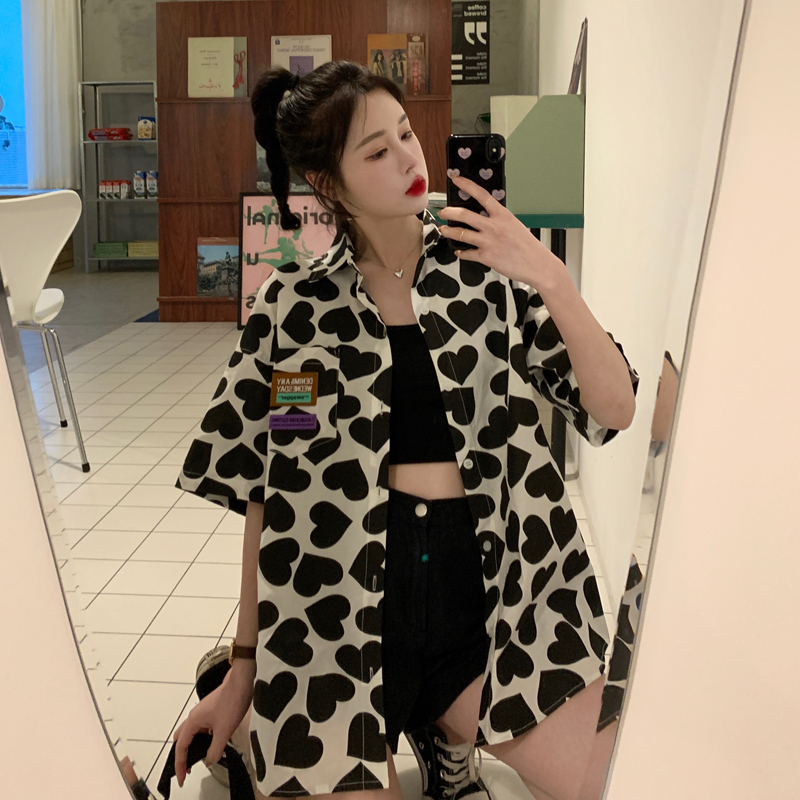 Áo sơ mi SUXI tay ngắn họa tiết in phong cách cổ điển