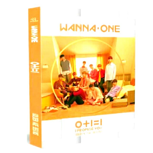 Photobook IPU WANNA ONE