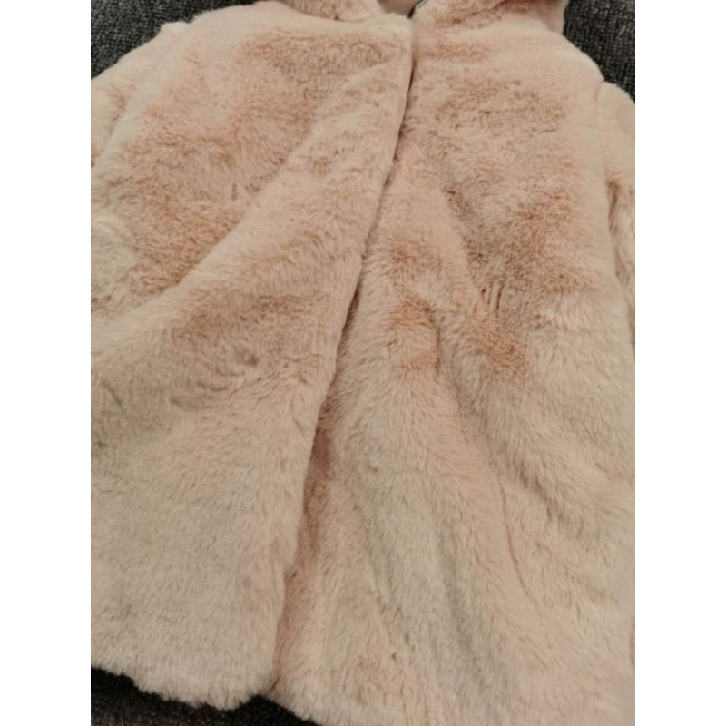 Áo khoác lông Geoger, Primark xuất dư xịn