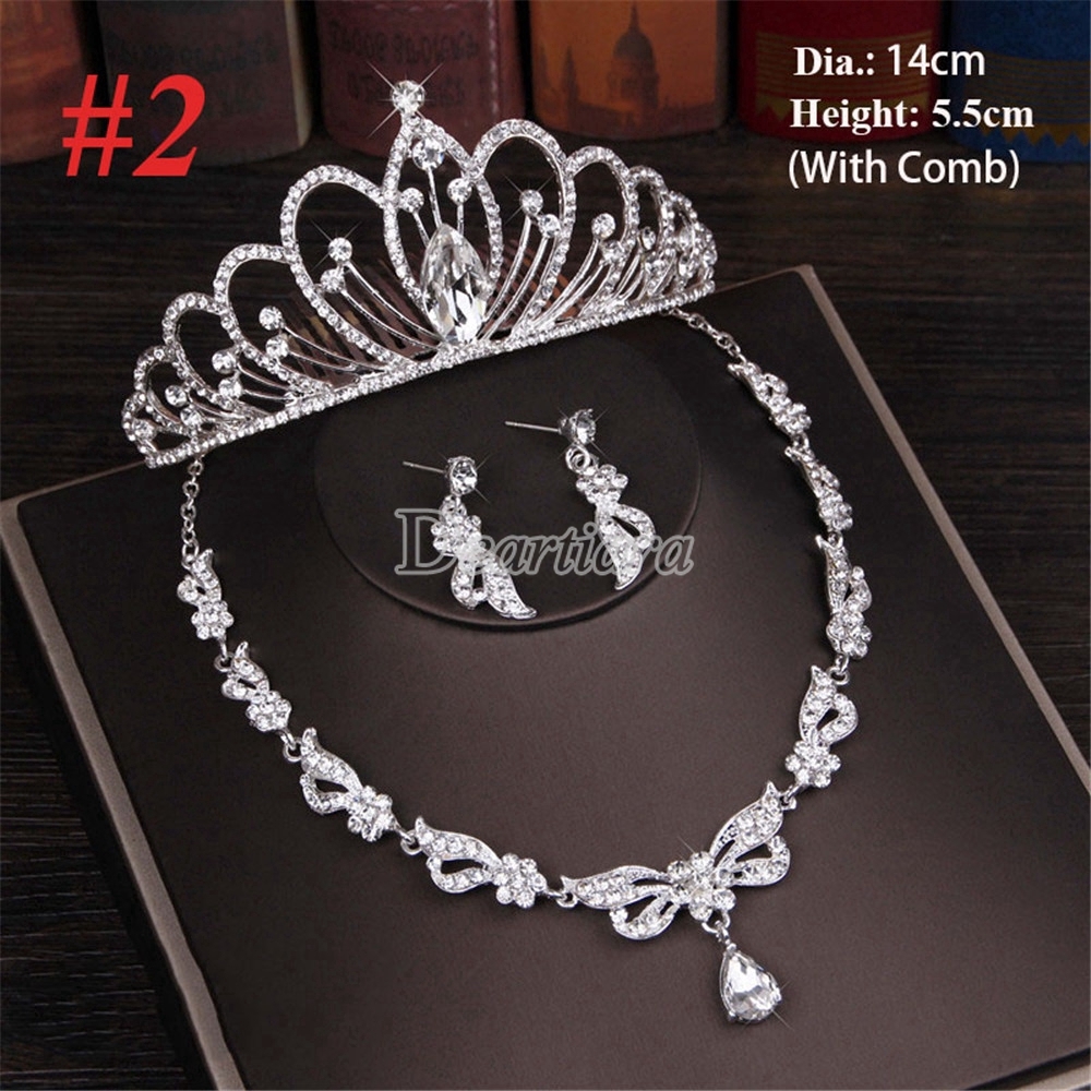 Bộ trang sức cưới với vương miện và hoa tai độc đáo cho cô dâu
