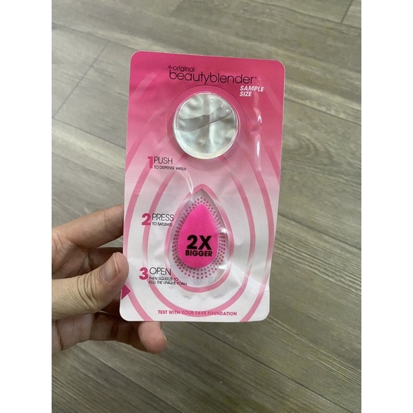 Mẫu dùng thử mút tán kem nền Beauty Blender mini size bản Original