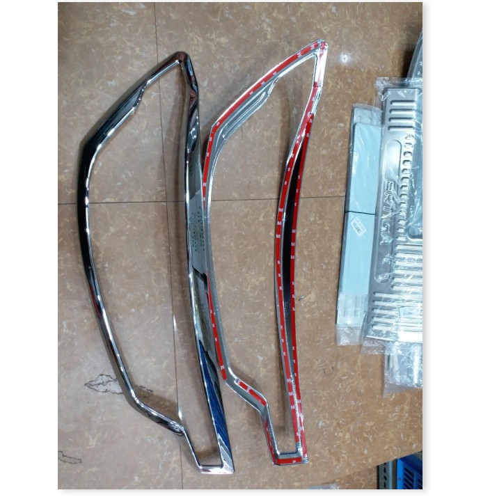 Bộ ốp viền pha xe Ertiga