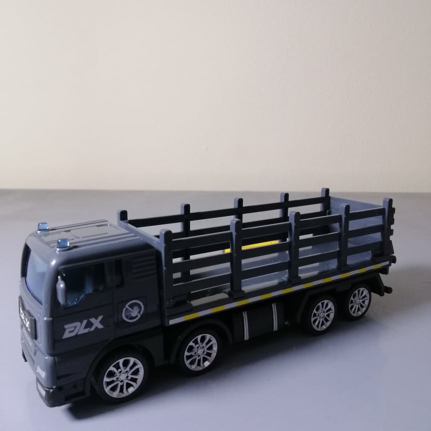Xe đồ chơi mô hình xe tải hàng rào chở gia súc KAVY, nhựa an toàn chi tiết đẹp, phát triển tư duy nhận biết về xe