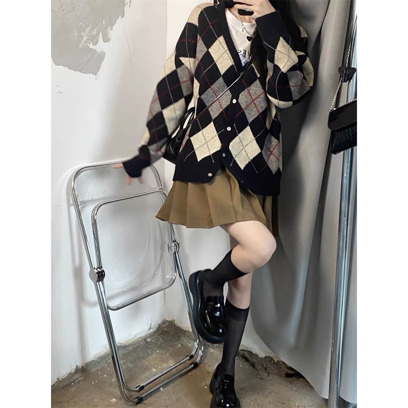 Kumi.vn SẴN áo khoác len cardigan họa tiết trám kim cương màu xanh lá/ nâu/ đen phong cách Hàn Quốc | BigBuy360 - bigbuy360.vn