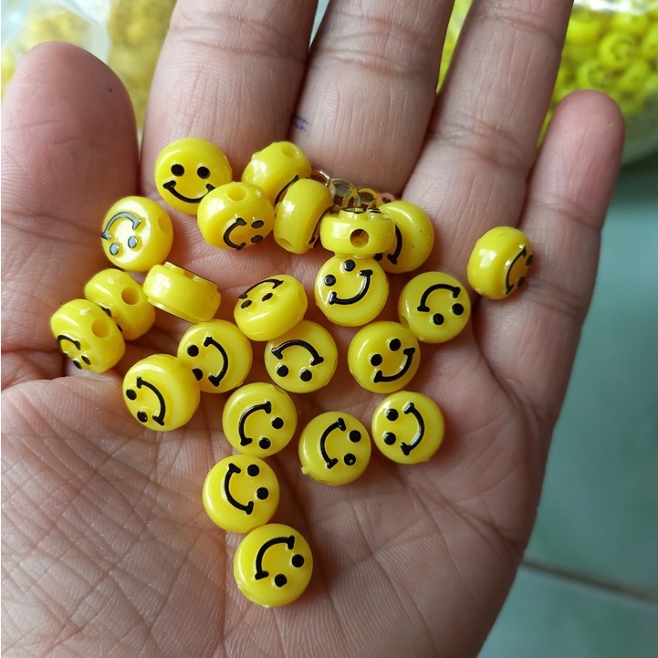 10/20/50 viên mặt cười IN NỔI nền vàng mặt đen 10mm làm vòng