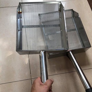DỤNG CỤ VỆ SINH CHUỒNG GÀ BẰNG INOX - CÓ 3 CỠ