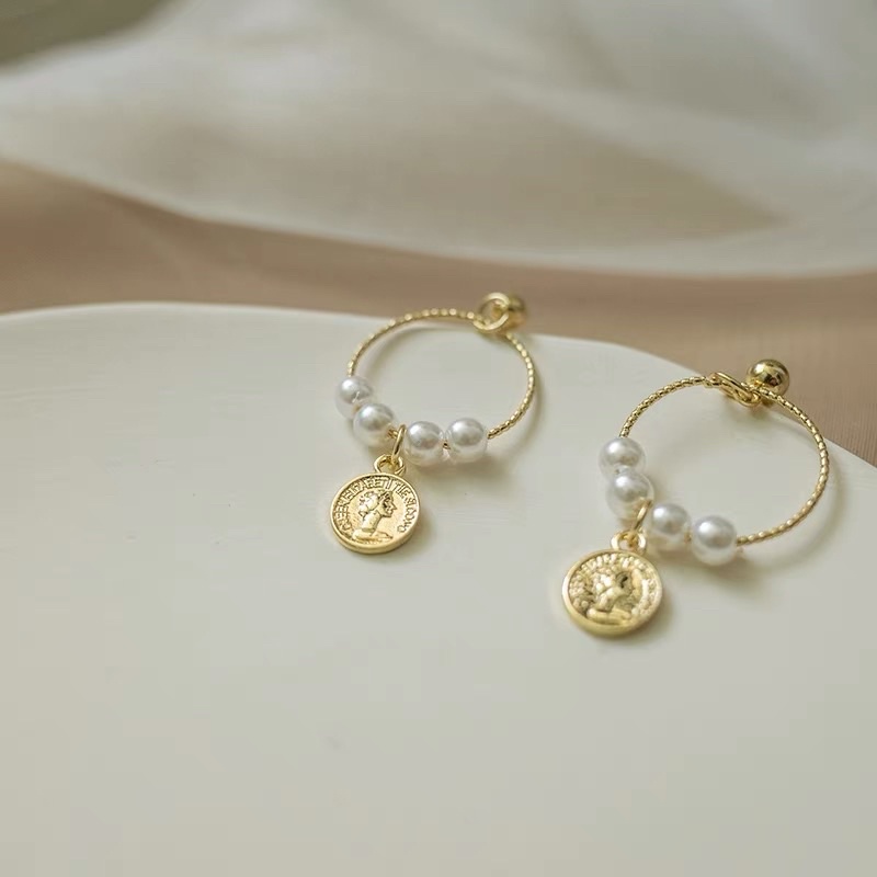 Hoa tai đính hạt cách điệu nữ tính - Maben