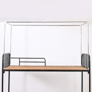 Khung treo rèm ký túc xá