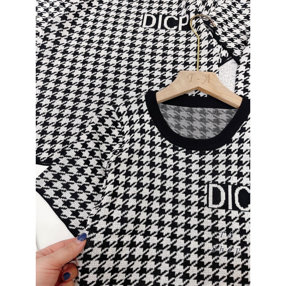 Áo len cộc tay họa tiết zic zăc viền cổ - Hàng Quảng Châu