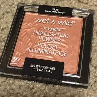 PHẤN HIGHLIGHT WET N WILD - CROWN OF MY CAPONY