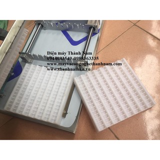 Máy xiên thịt nướng 8 xiên