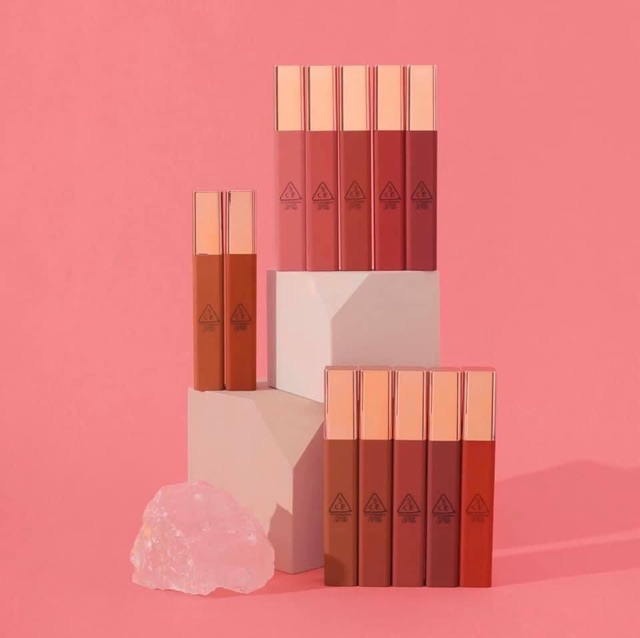 Son kem 3CE Cloud Lip Tint màu IMMANENCE đỏ rượu vang