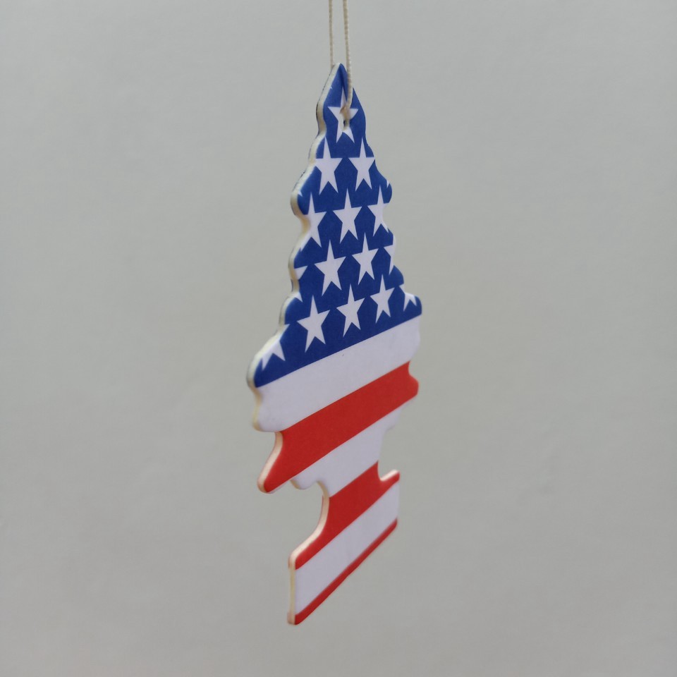 Sáp thơm ô tô ,lá thơm hình cây thông mùi vani dễ sử dụng