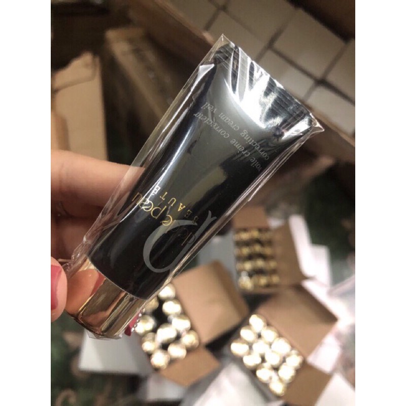 Kem lót dưỡng trắng da Nhật Bản Cle de Peau Beaute Correcting Cream Veil SPF 21 | BigBuy360 - bigbuy360.vn