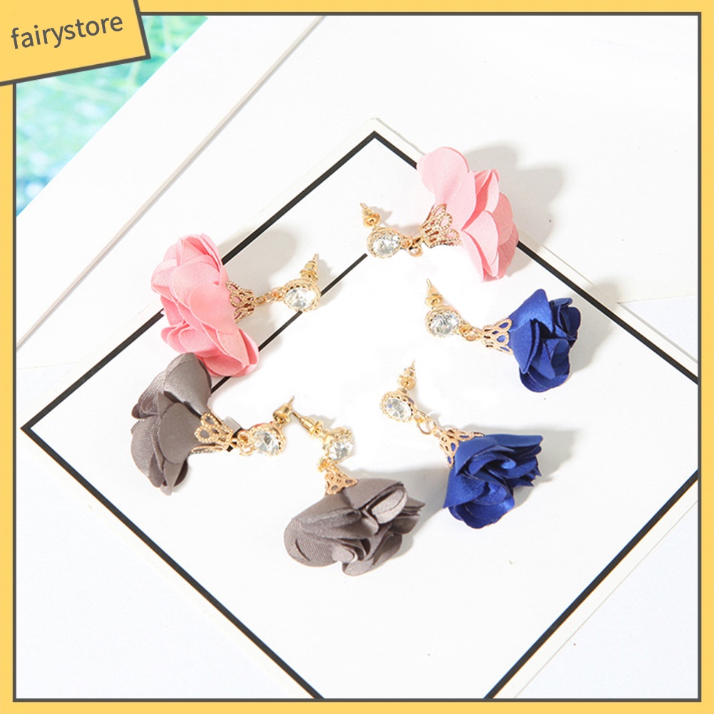 Đôi khuyên tai hình dáng bông hoa hồng nữ tính