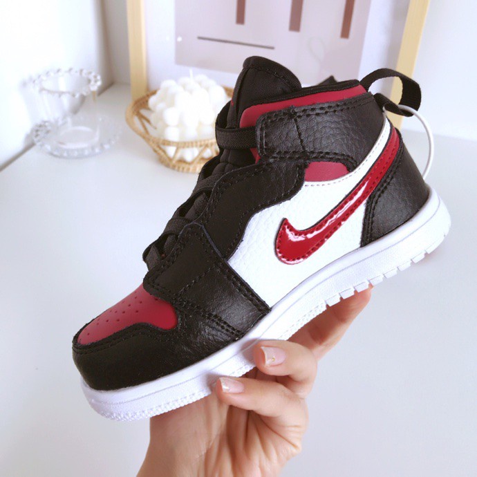 211 * Hàng Có Sẵn * Giày Thể Thao Chạy Bộ nike air Joan 1 Cổ Cao Dễ Phối Đồ Cho Bé Trai Và Bé Gái