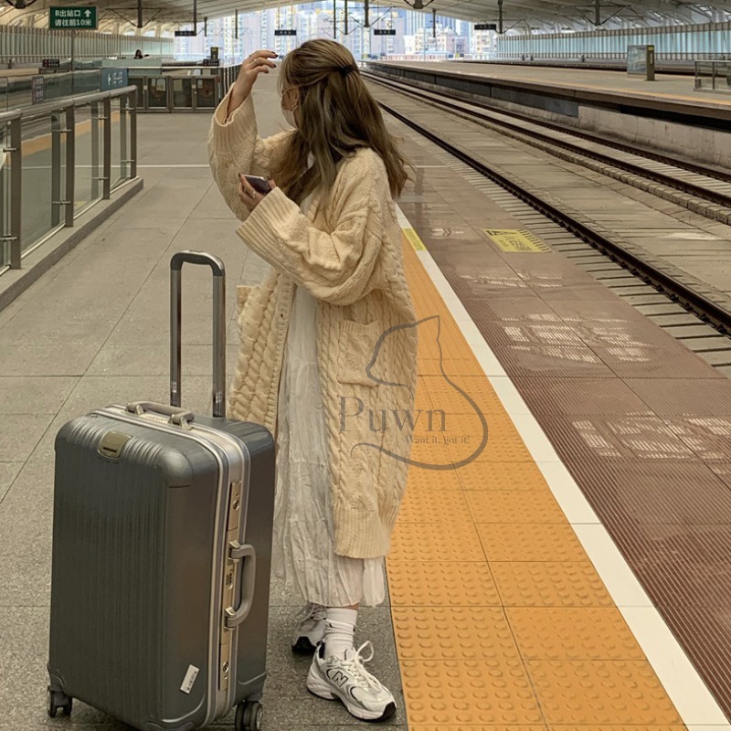 Áo khoác len Cardigan dáng dài phong cách Nhật Bản retro Puwn Shop