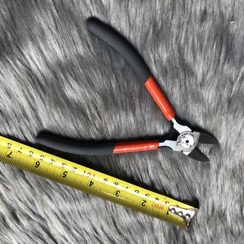 Kìm cắt Nhật chính hãng, loại 6inch, rất sắc bén, cách điện tốt, dễ sử dụng