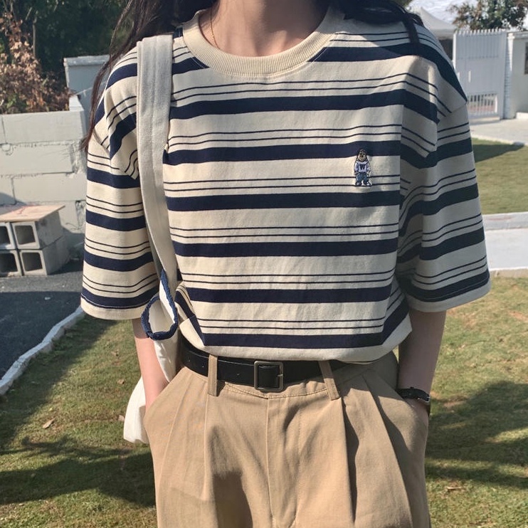 Áo Thun Tay Ngắn Cổ Tròn Kẻ Sọc Màu Sắc Tương Phản Thêu Hình Gấu 49853