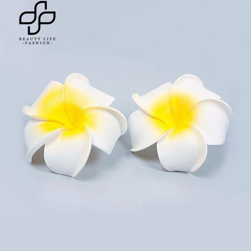 Set 2 kẹp tóc hình hoa sứ xinh xắn cho nữ